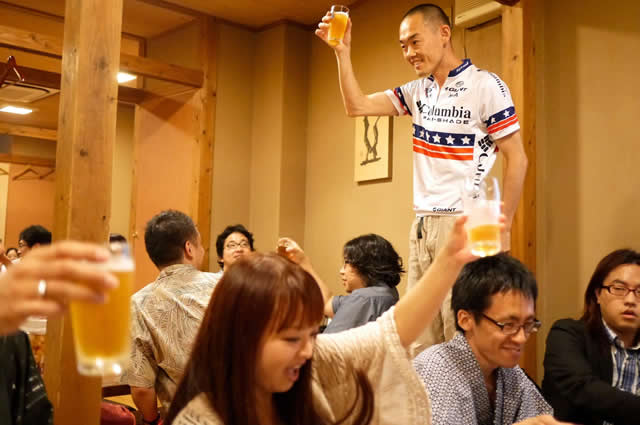 丸山さんのひとことで乾杯～!